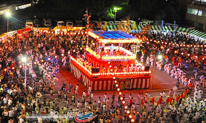 Lễ hội đèn lồng Obon Nhật Bản
