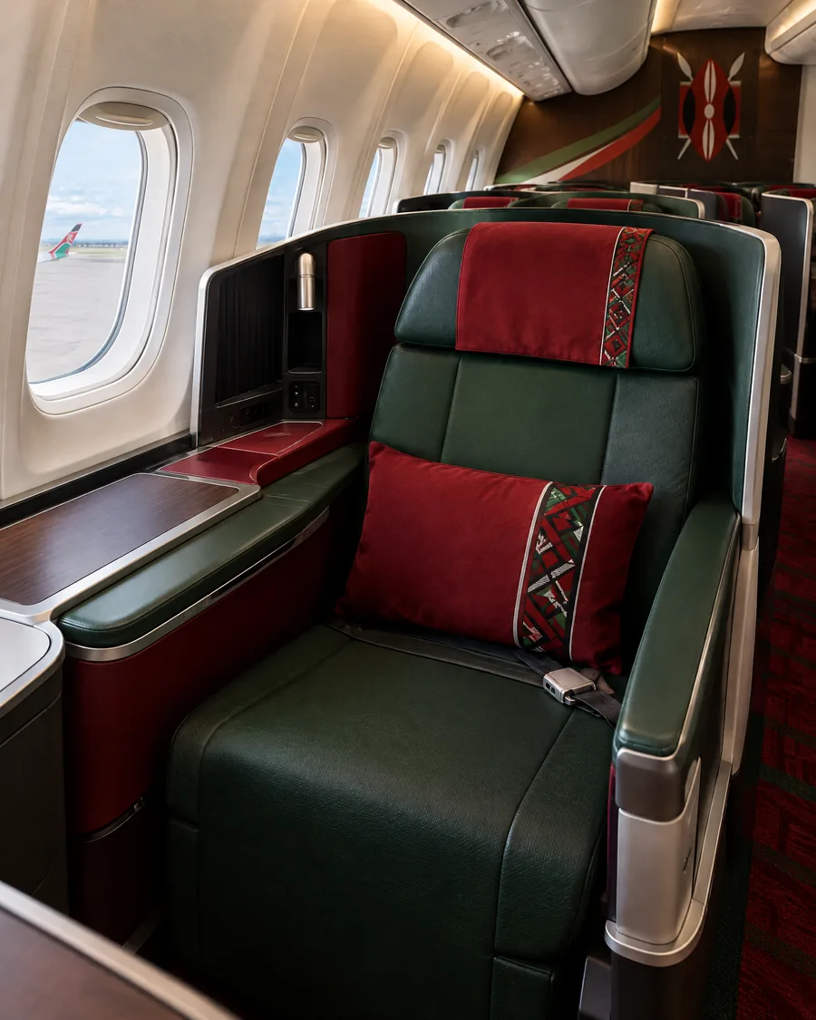 Khoang Thương gia minh họa theo nhận diện hãng: Kenya Airways