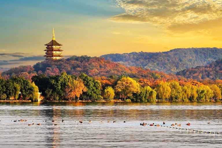 Khám phá Tây Hồ