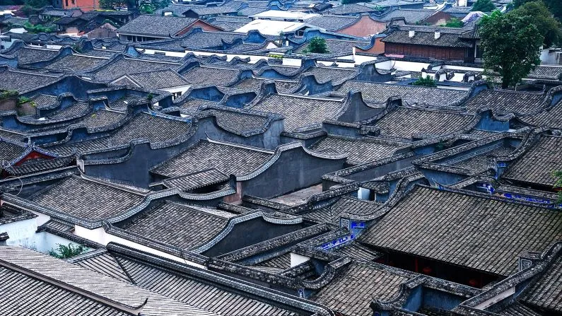 Tam Phương Kỳ Tường