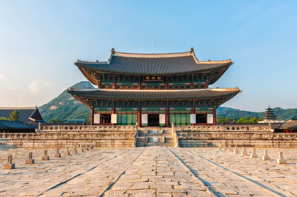 Cung điện Gyeongbokgung - Một trong những cung điện hoàng gia đẹp nhất Hàn Quốc
