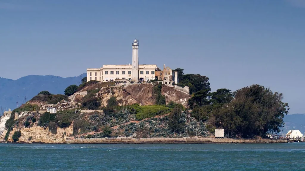 Đảo Alcatraz - Điểm tham quan nổi tiếng nhất của San Francisco