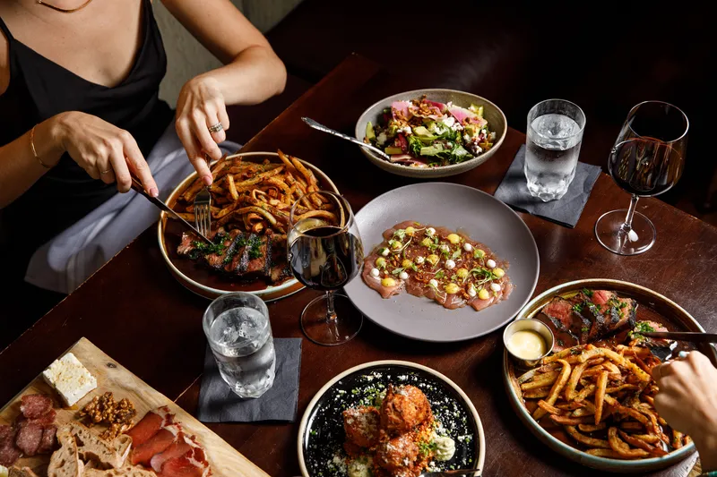 The Ravenous Pig - quán ăn không thể bỏ lỡ tại Orlando