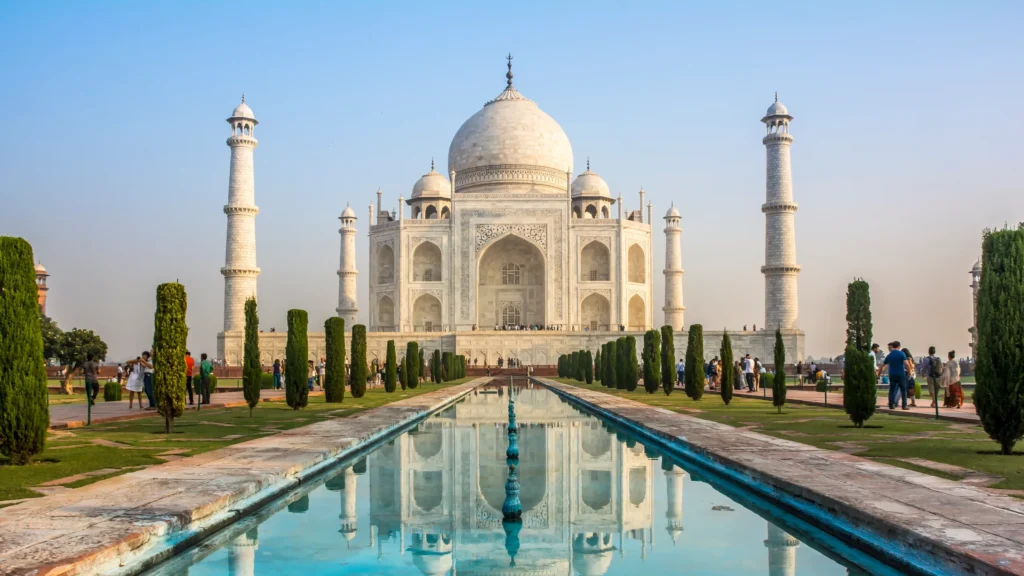 Đền Taj Mahal - Biểu tượng bất diệt của tình yêu